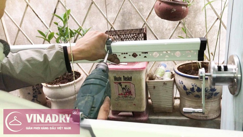 Lắp giàn phơi Tây Hồ nhà chị Dinh ở ngõ 378 Thụy Khê