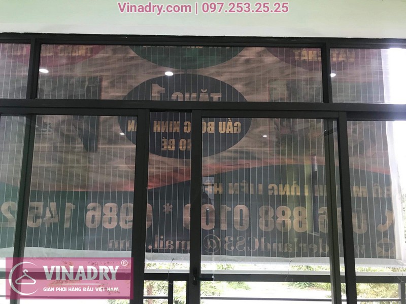 Vinadry thi công lưới an toàn ban công, lưới án toàn cửa sổ các phòng của quán karaoke