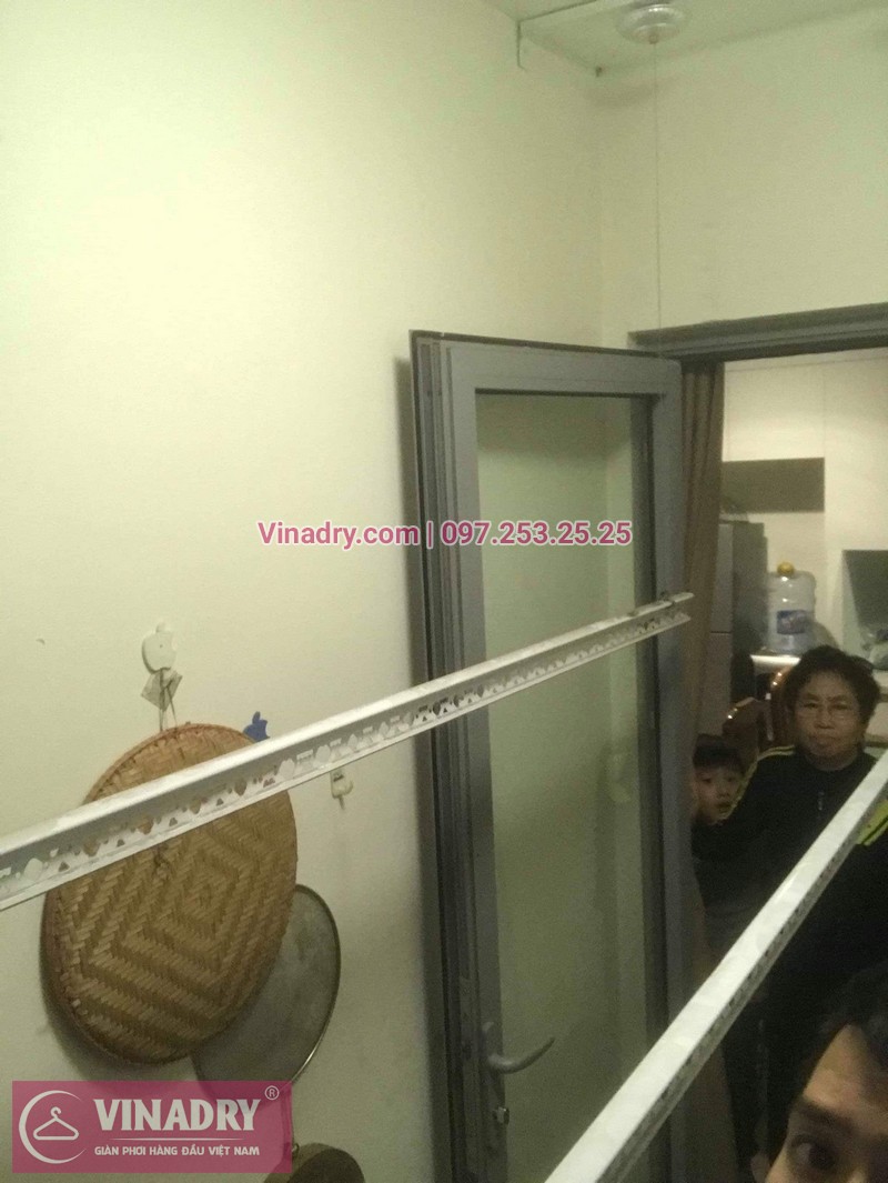 Vinadry lắp giàn phơi Hòa Phát KS950 tại ParkHill, Times City, căn hộ 0305 cho nhà cô Cẩm - 02